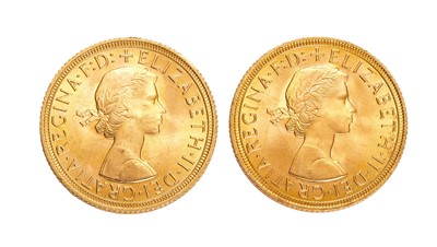 Lot 291 - 2x Elizabeth II, Sovereigns 1959, in fitted...