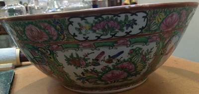 Lot 119 - A 20th Century Famille Rose Cantonese Punch...