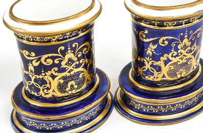 Lot 90 - A Pair of Chamberlains Worcester Porcelain...