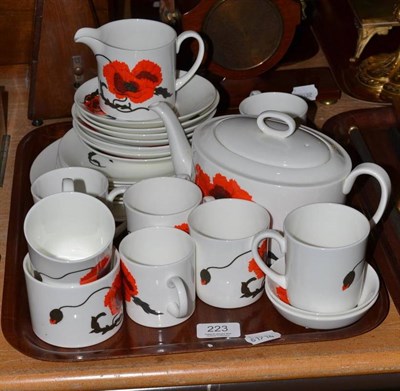 Lot 223 - A Susie Cooper Wedgwood tea set for six and a coffee cup and saucer