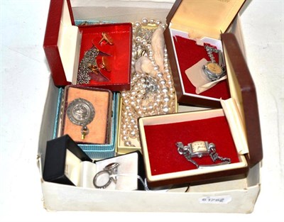 Lot 237 - Assorted costume jewellery including simulated pearls, gold plated cufflinks etc