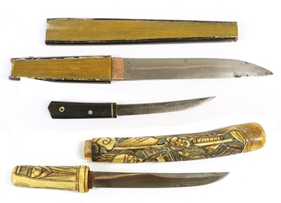 Lot 183 - A Meiji Period Japanese Fan Tanto, the 16cm...