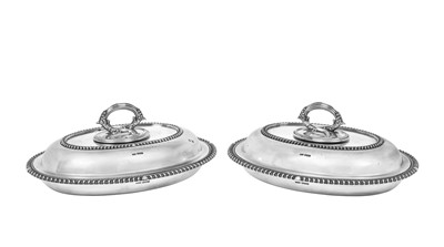 Lot 2131 - A Pair of George V Silver Entrée-Dishes and Covers