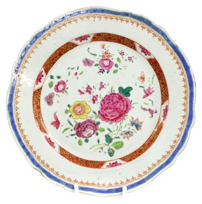 Lot 178 - ~ A Chinese Porcelain Teapot Stand, Qianlong,...