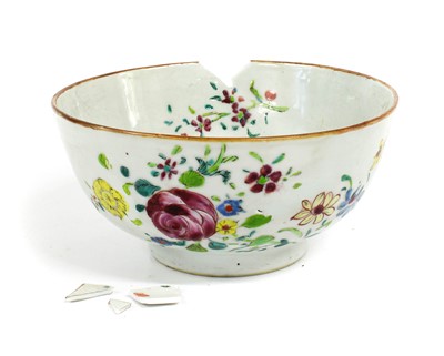 Lot 178 - ~ A Chinese Porcelain Teapot Stand, Qianlong,...