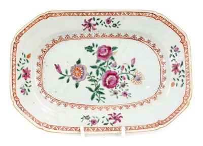 Lot 166 - ~ A Chinese Porcelain Plate, Qianlong, painted...