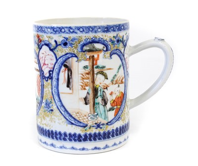 Lot 177 - A Chinese Porcelain Mug, Qianlong, painted in...