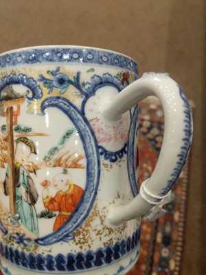 Lot 177 - A Chinese Porcelain Mug, Qianlong, painted in...