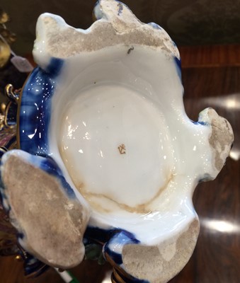 Lot 85 - ~ A Chelsea Porcelain Pot Pourri Vase and...
