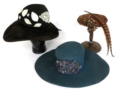 Lot 2139 - Early 20th Century Hats comprising an...