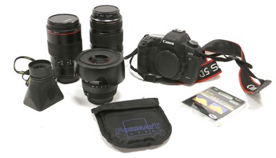 Lot 151 - Canon EOS 5D Mark II Camera
