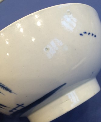 Lot 48 - A Penningtons Liverpool Waste Bowl, circa 1780,...