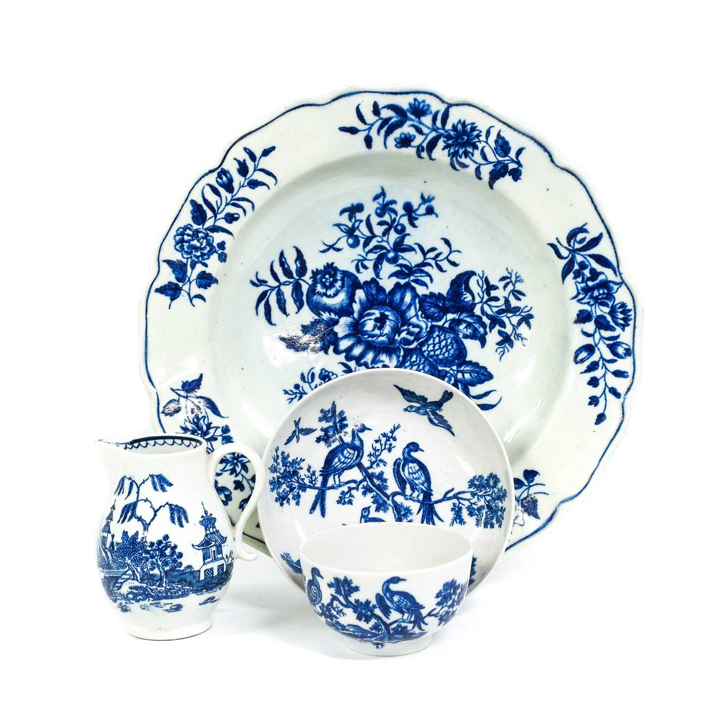 Lot 44 - A Lowestoft Porcelain Sparrowbeak Cream Jug,...