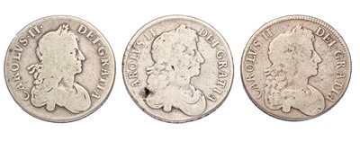 Lot 24 - 3x Charles II, Crowns, comprising; 1671...