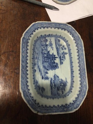 Lot 175 - ~A Chinese Porcelain Tureen and Cover,...