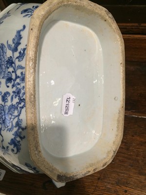 Lot 175 - ~A Chinese Porcelain Tureen and Cover,...