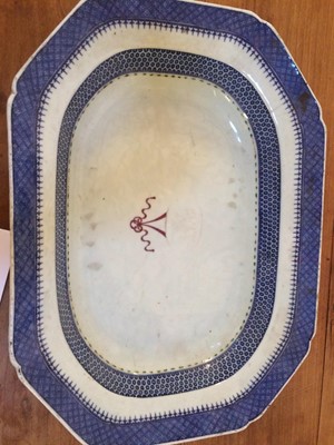 Lot 173 - ~A Chinese Porcelain Tureen, Cover and Stand,...