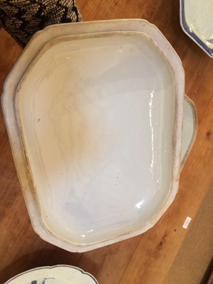 Lot 173 - ~A Chinese Porcelain Tureen, Cover and Stand,...