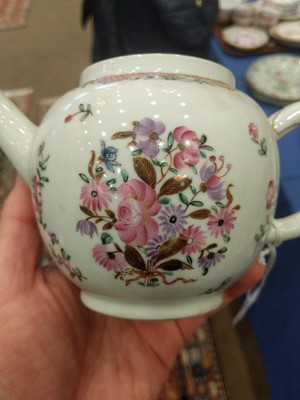 Lot 172 - ~A Chinese Porcelain Vase and Cover, Qianlong,...