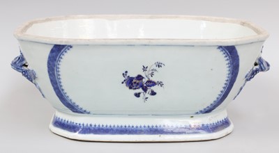 Lot 257 - A Chinese Porcelain Canted Rectangular Serving...