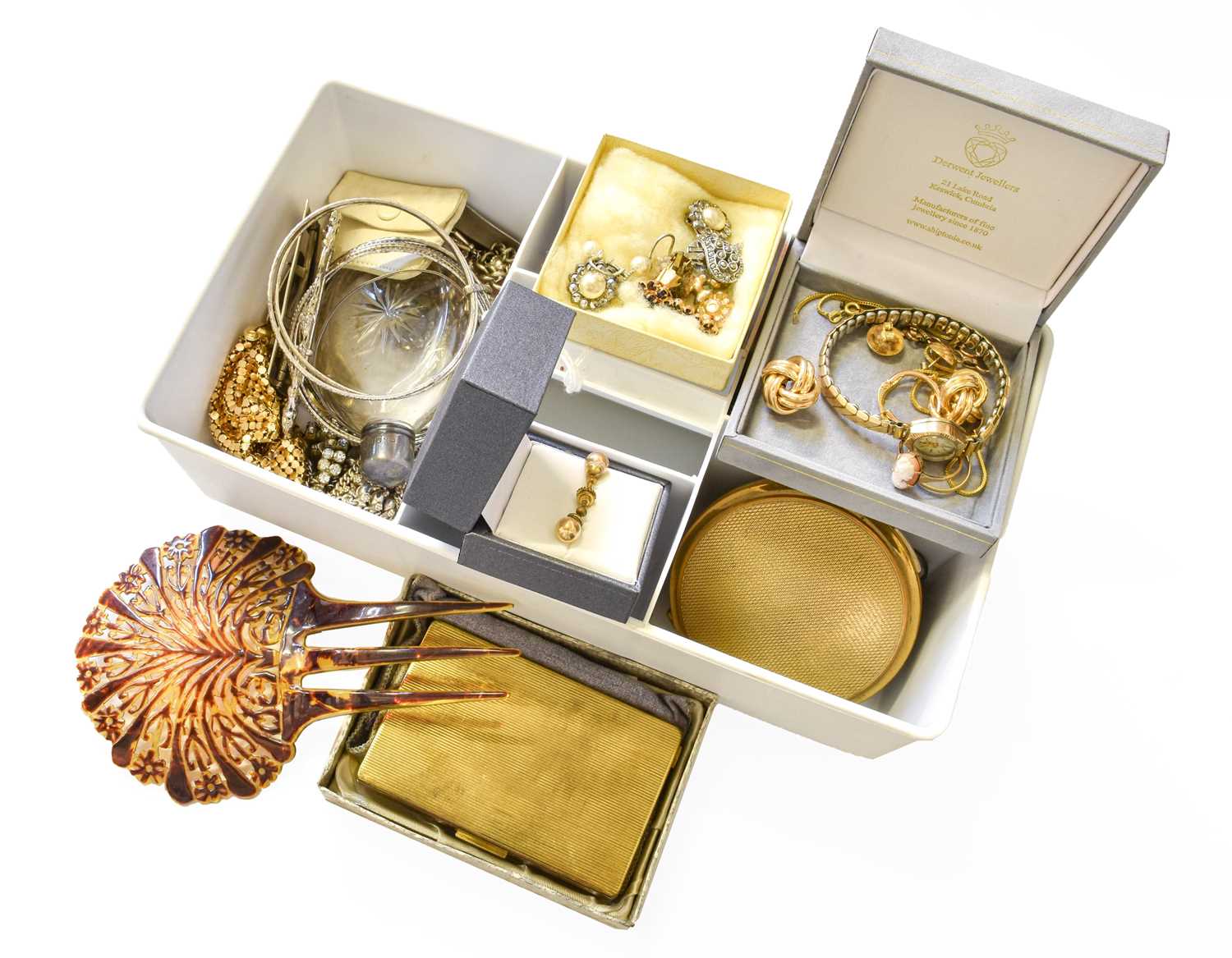 Lot 415 - A Quantity of Gold Jewellery, including a lady'...