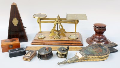 Lot 238 - Assorted Collectables, including a set of...