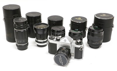 Lot 198 - Pentax SV Camera