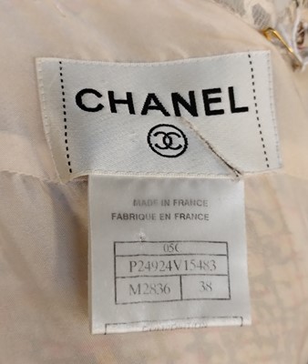 Lot 1096 - Chanel Clothing comprising a cream cotton...