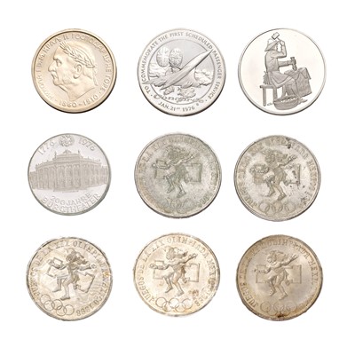 Lot 195 - 9x World Silver Commemorative Coins and...