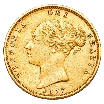 Lot 253 - Victoria, Half Sovereign 1877, die no. 136;...