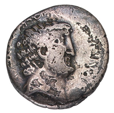 Lot 4 - Roman Republic, Mark Antony Denarius, 18mm,...