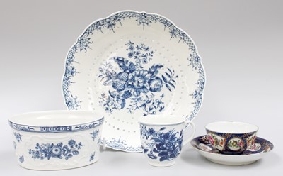 Lot 196 - A Worcester Porcelain Teabowl and Saucer,...