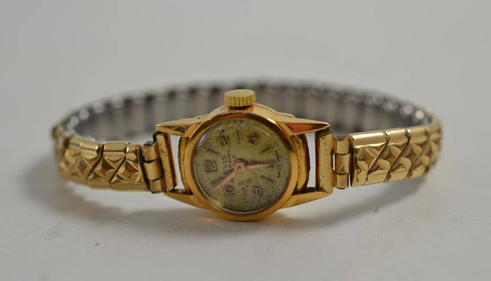 Lot 8 - A lady's wristwatch with case stamped 18k 0.750