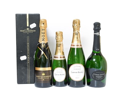 Lot 6 - Moët & Chandon 2000 Vintage Champagne (one...