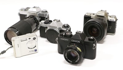 Lot 207 - Various Cameras