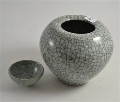 Lot 59 - Chinese Ge style vase and teabowl (2)