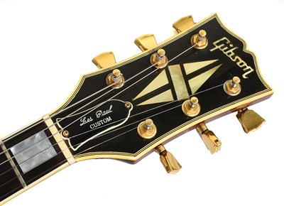 Lot 68 - Gibson (Norlin Era) Les Paul Custom Electric Guitar