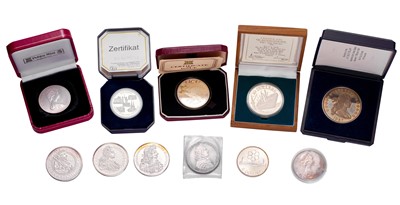 Lot 189 - Mixed World Silver Coins and Medals; 11 coins...