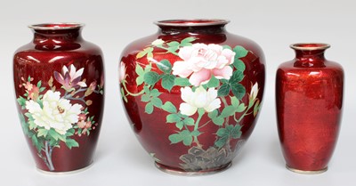 Lot 285 - A Japanese Gin Bari Cloisonne Vase, Meiji...