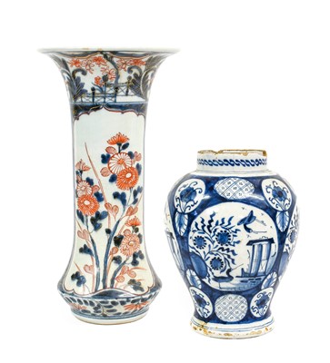 Lot 232 - An Imari Porcelain Beaker Vase, Edo period,...