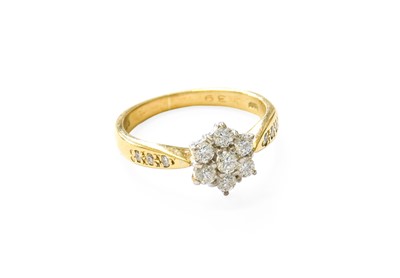 Lot 349 - An 18 Carat Gold Diamond Cluster Ring, the...