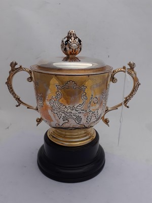 Lot 2137 - A George V Silver-Gilt Porringer and Cover