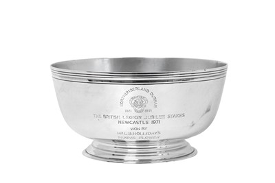 Lot 2154 - An Elizabeth II Silver Punch-Bowl