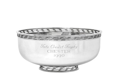 Lot 2156 - An Elizabeth II Silver Bowl