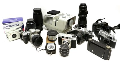 Lot 222 - Various Cameras And Lenses