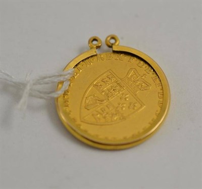 Lot 141 - *** HALF GUINEA *** A 1797 *half* Guinea in a gold mount