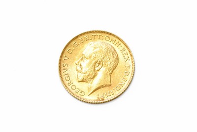 Lot 14 - George V, Half Sovereign 1913; extremely fine...