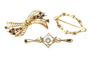 Lot 422 - A 9 Carat Gold Garnet Brooch, length 4.2cm; A...