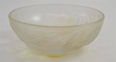 Lot 174 - A Lalique glass bowl
