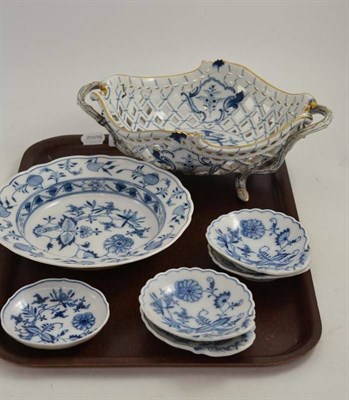 Lot 183 - A tray of Meissen porcelain including a basket (a.f.), four dishes, bowl and a small dish